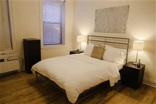 3BR Chelsea Apartment - Image 1