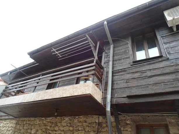 Danaya Apartment - Image 1