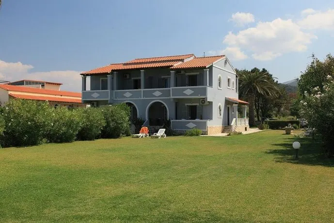 Villa Maria On The Beach - Image 1