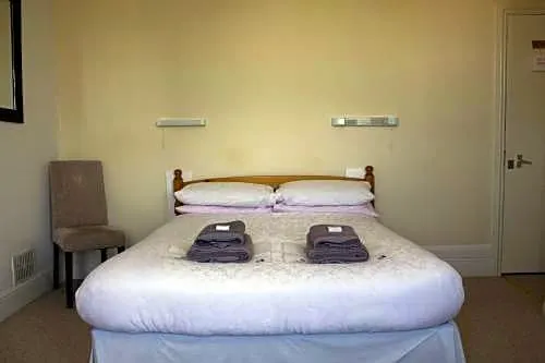 The Park Inn Folkestone - Image 1