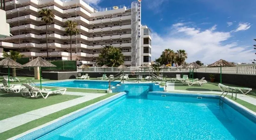 Grazioso Studio In Las Americas - Image 1
