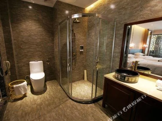 Longmen Shuidu Yangxin Valley Hot Spring Hotel - Image 1