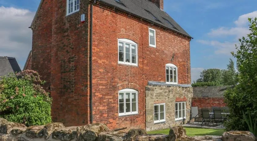 Firtree Cottage - Image 1