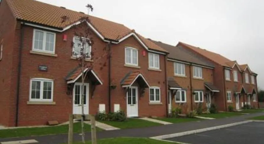 Lakeview Holiday Cottages - Image 1