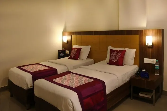 Oyo Premium Andhra Hospital - Image 1