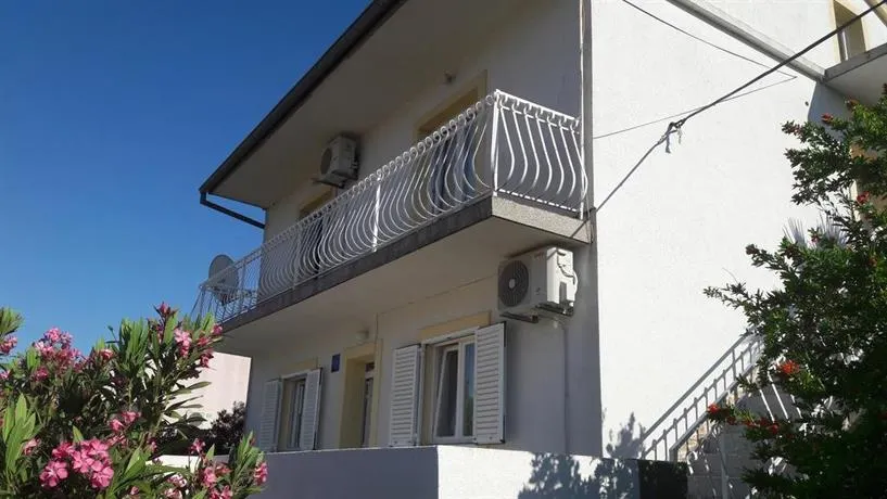 Apartments Petra Tisno - Image 1