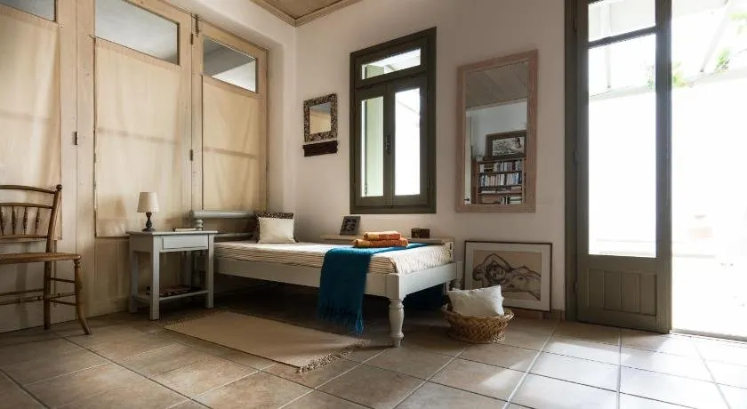 Plori House - Image 1