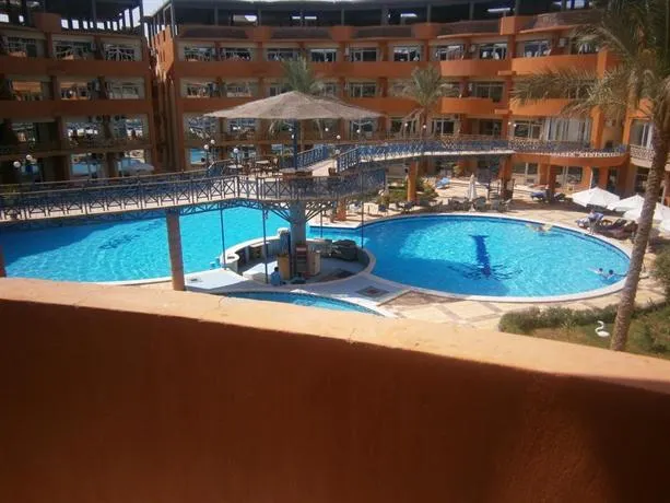 Oasis Resort Hurghada - Image 1