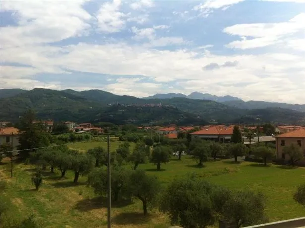 Silvia - Image 1
