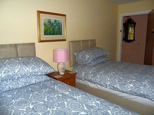 Cantrip Cottage - Image 1
