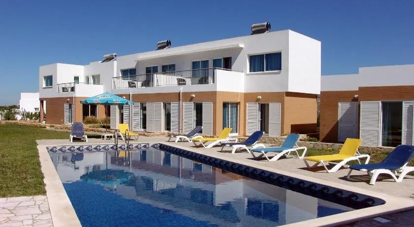 Apartamentos Maritur - Image 1