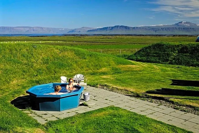 Reykholar Hi Hostel - Image 1