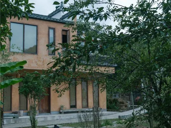 Congqian Shanju Hotel - Image 1
