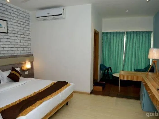 Hotel Abinand Grand - Image 1