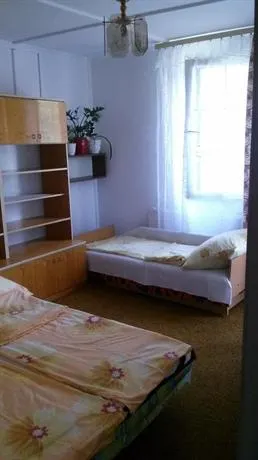 Balaton Homestay - Image 1