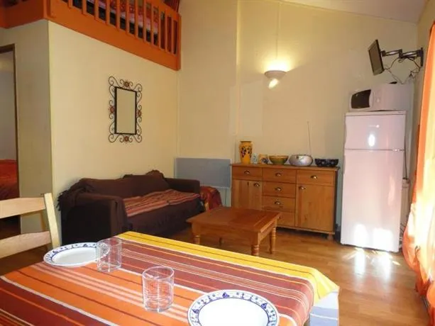 Rental Villa Eaux Vives I Saint Pierre La Mer - Image 1