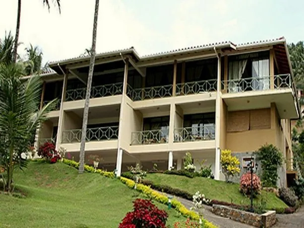 Enison Lodge - Image 1