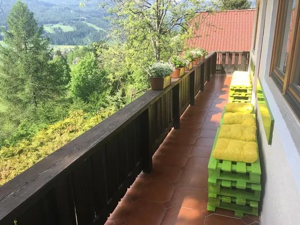 Vila Familyparadise Bergstrasse - Image 1