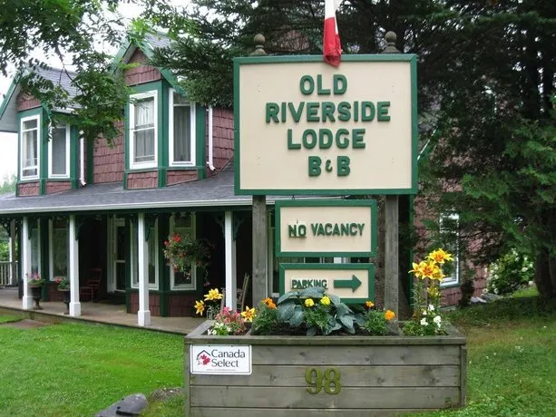 Old Riverside Lodge Bed & Breakfast - Image 1