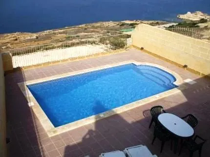 Vista Mare Farmhouse - Image 1