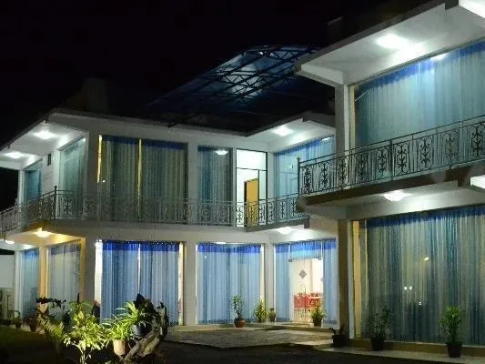 Meshendra Garden Hotel - Image 1