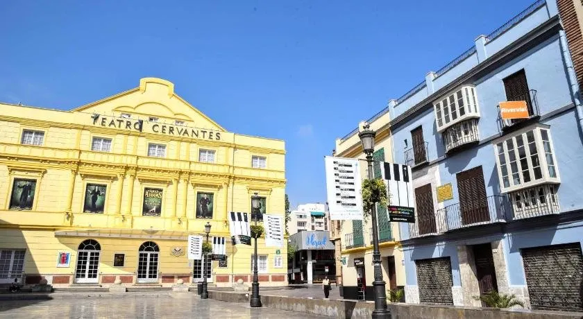 Homely Malaga Loft Gaona Centro - Image 1