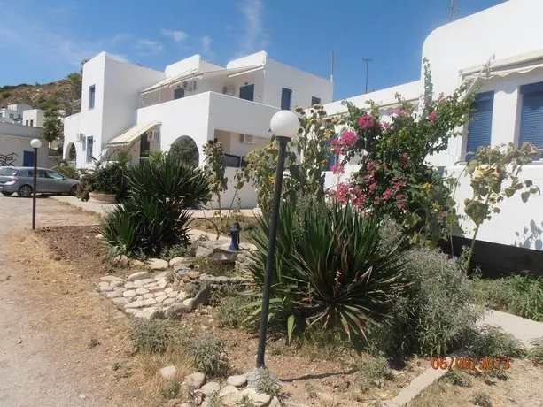 Iro Apartments - Image 1