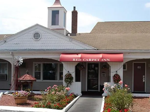 Red Carpet Inn - Image 1