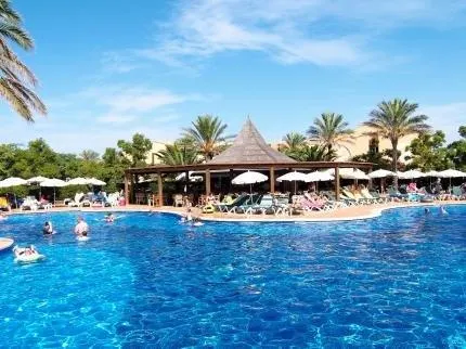 Aparthotel Viva Menorca - Image 1