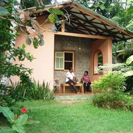 Kumbukgahawatta Hotel - Image 1