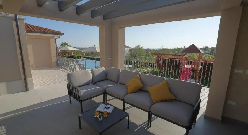 Villa Silvia Kastelir - Image 1