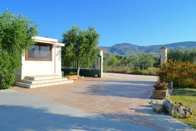 Agriturismo Antichi Ulivi - Image 1