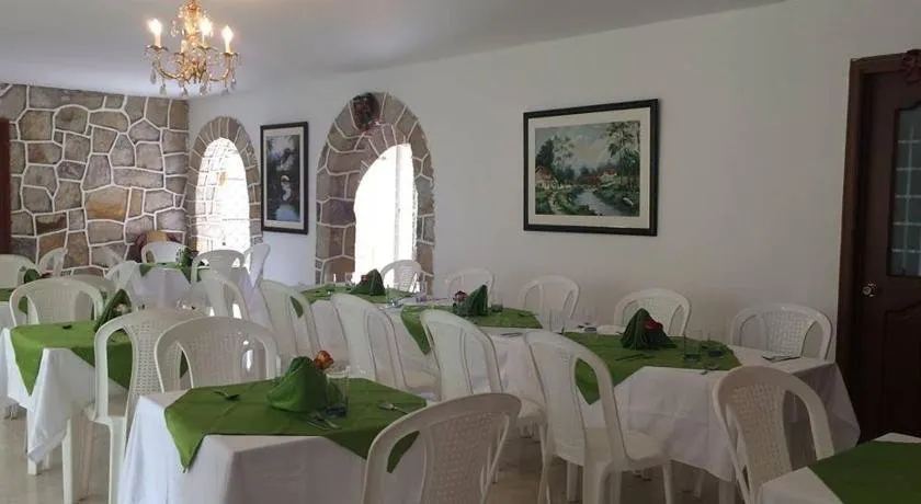Hotel Campestre El Estoril - Image 1