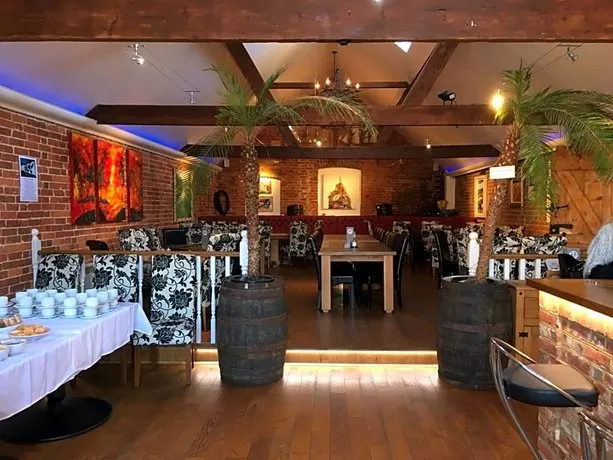 The White Hart - Image 1