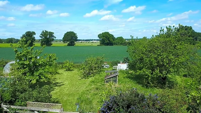 The Broads B&B with Private Shower room and WC - Image 1