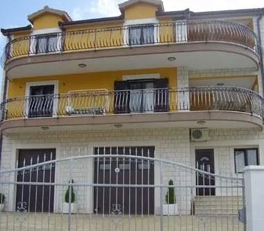 Apartments Ivona - Image 1