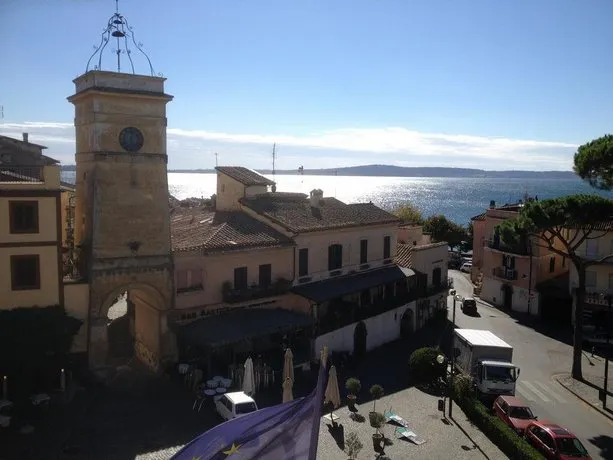 Guest House Trevignano Romano - Image 1