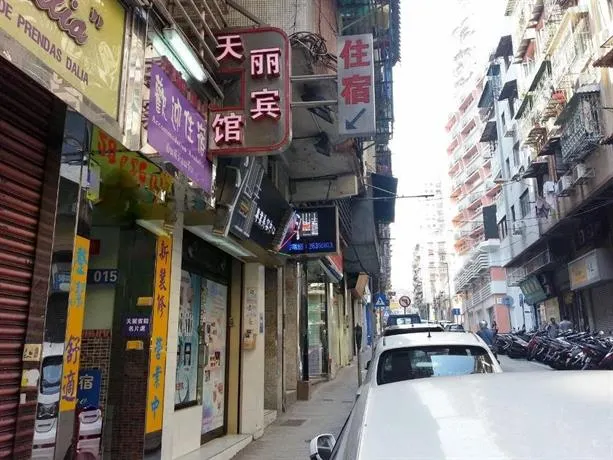 Tin Lai Hotel - Image 1