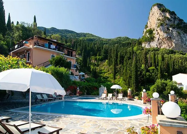 Dinas Paradise - Image 1