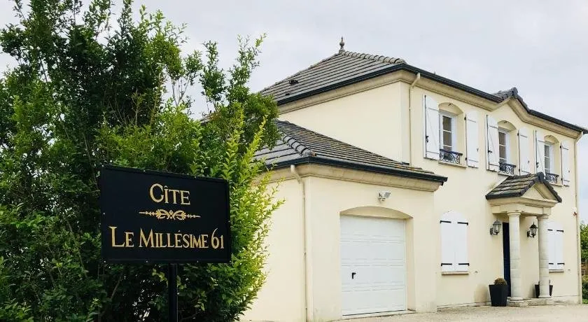 Gîte Le Millésime 61 - Image 1