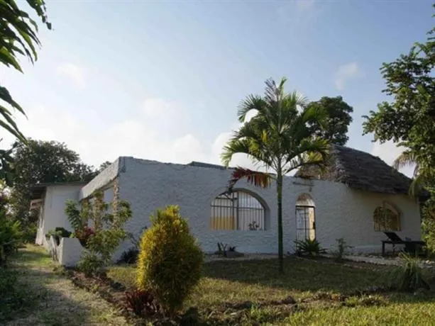 Botanic Country House Zanzibar - Image 1