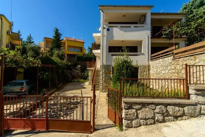 Studio Nikola - Image 1