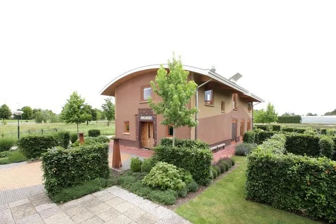 Strohotel Aalshof - Image 1
