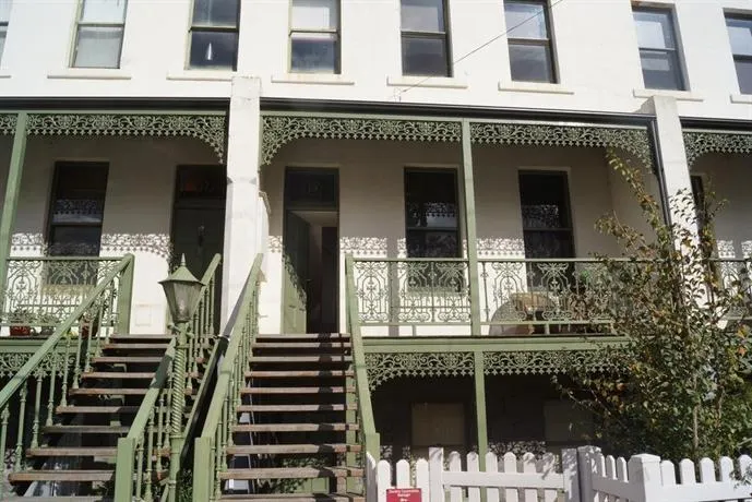 Webster Terrace - Image 1