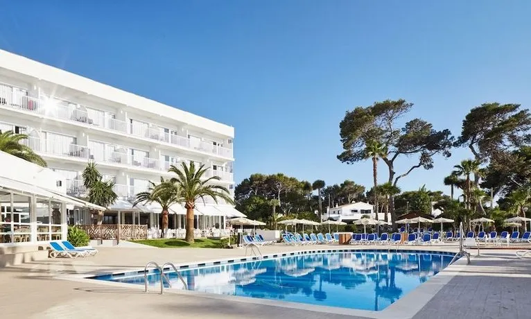Cala Blanca Sun Hotel - Image 1