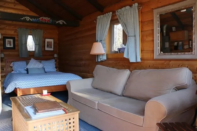 Rocky Mountain Cabins and Home - Image 1