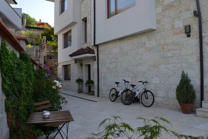 Guest House Balchik Hills - Image 1