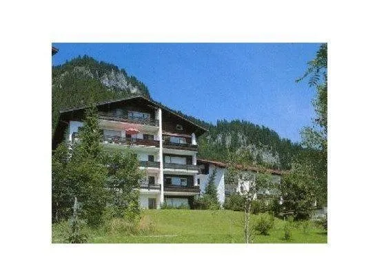 Falkenstein-Wohnung-4-Haus-B - Image 1