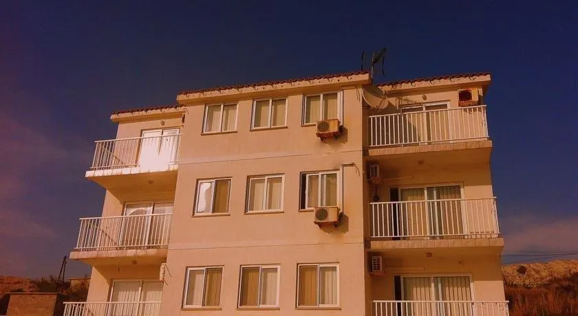 Apartments Beach - Image 1