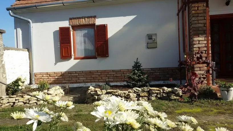 Rendeki Vendégház - Image 1